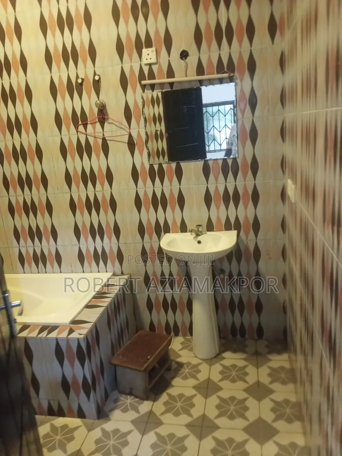 1bdrm Apartment in Ultimate Estate, School Area for rent
