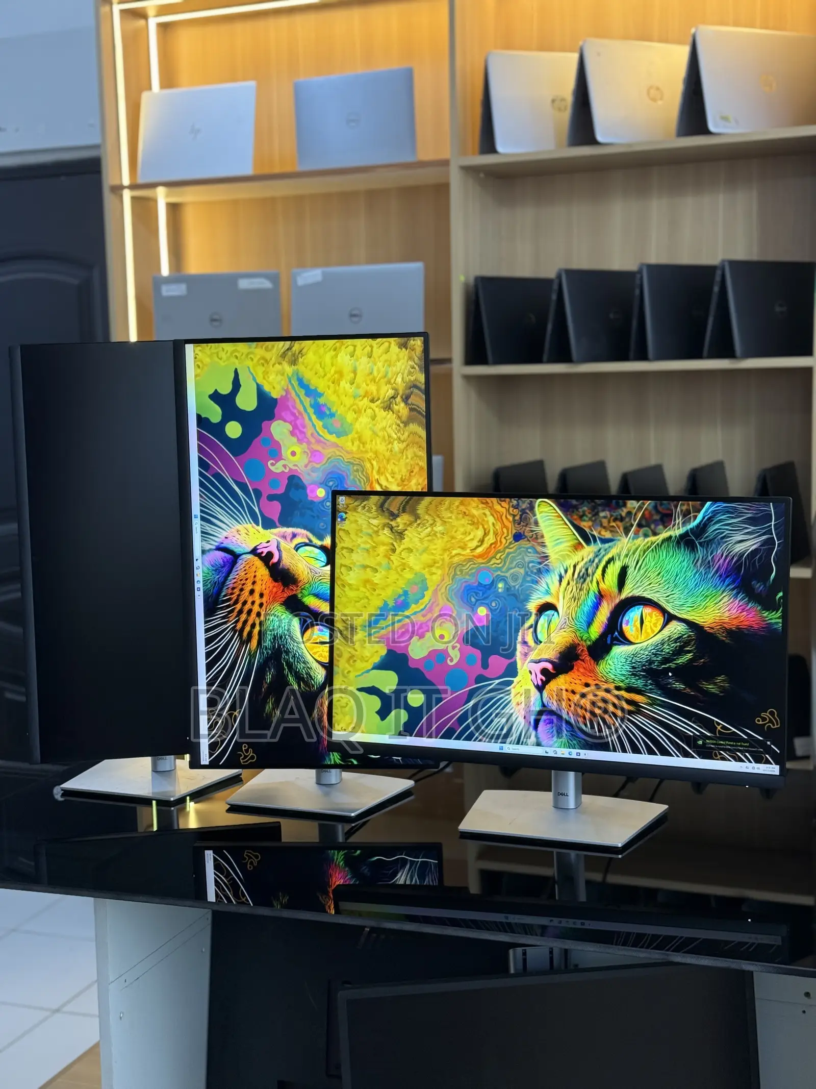 Dell P2721Q 27” 4K UHD IPS Edgeless Monitor