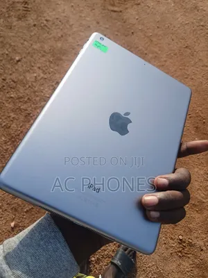 New Apple iPad Air (2013) 16 GB Silver