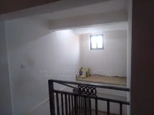 3bdrm House in Borkoborko, CP for sale