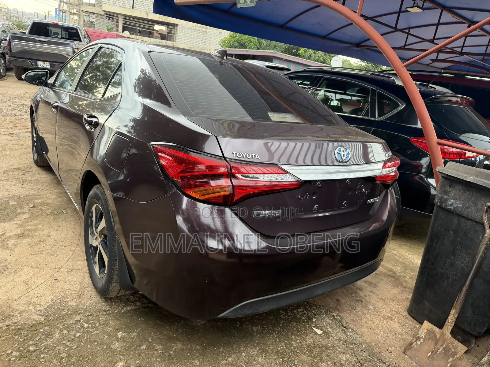 Toyota Corolla 2017 Brown