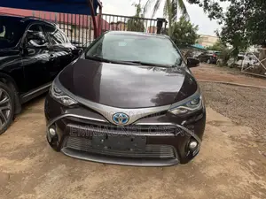 Toyota Corolla 2017 Brown