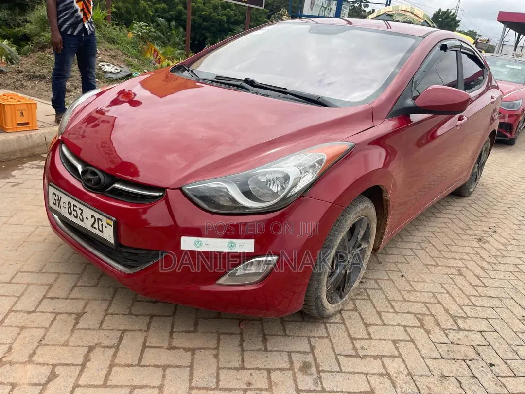 Hyundai Elantra 2013 Red