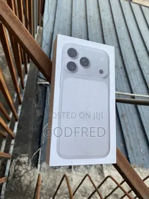 New Apple iPhone 17 Pro Max 1 TB Silver