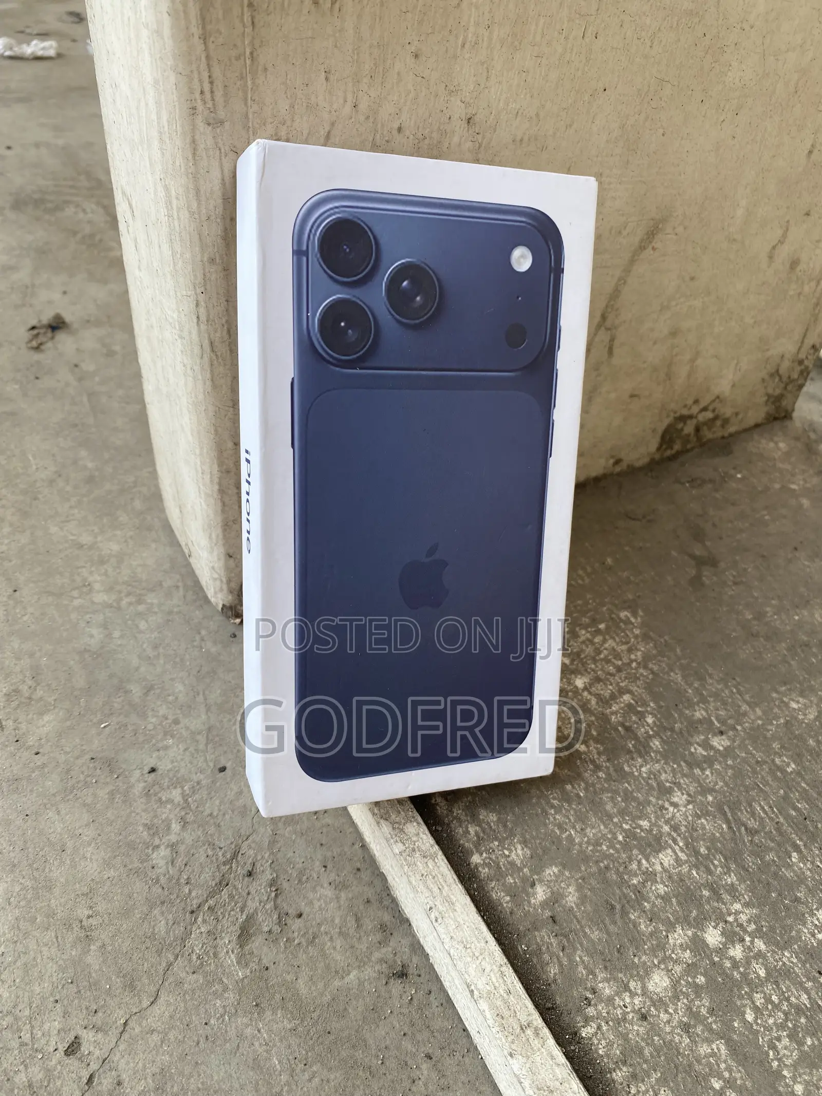 New Apple iPhone 17 Pro Max 1 TB Blue