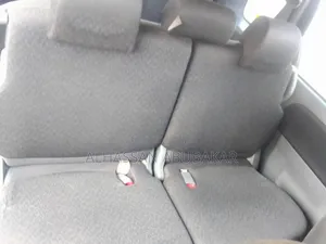 Toyota Sienta 2012 Gray