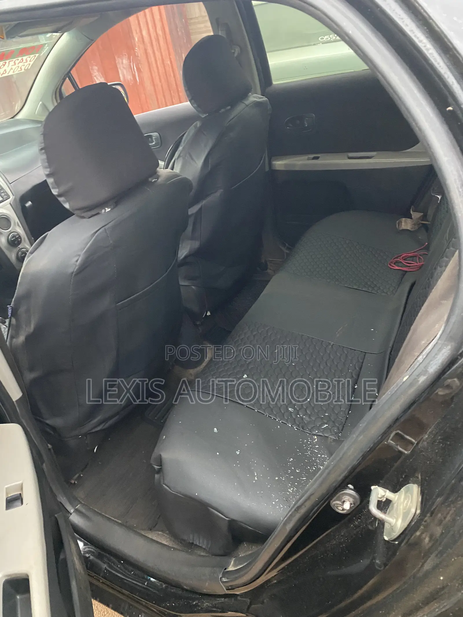 Toyota Vitz 1.3 AWD 5dr 2010 Black