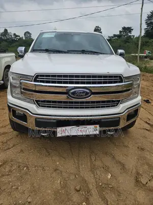 Ford F-150 Lariat 4x2 SuperCab Styleside 8 ft. box 163 in. WB 2018
