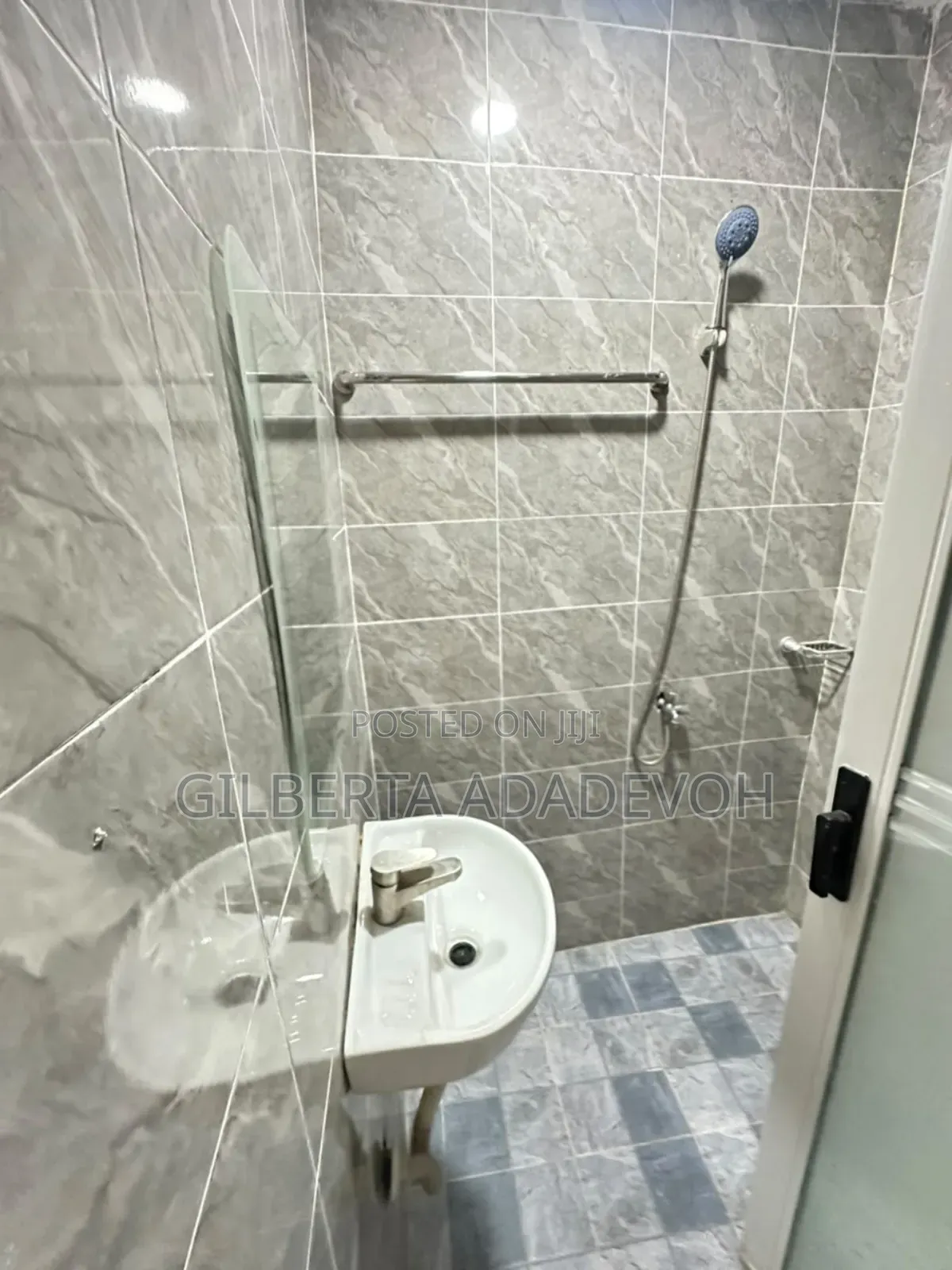 1bdrm Apartment in Adenta, Sakora for rent