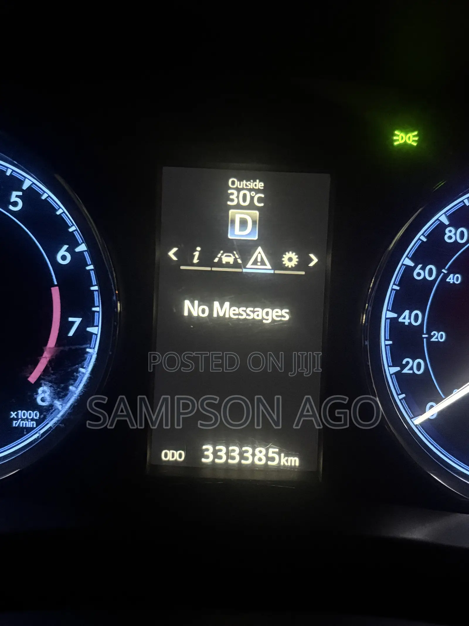 Toyota Corolla SE (1.8L 4cyl 6M) 2018 Silver