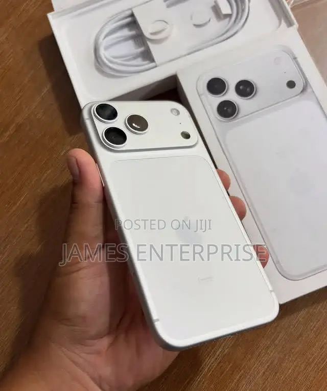 New Apple iPhone 17 Pro Max 1 TB Silver