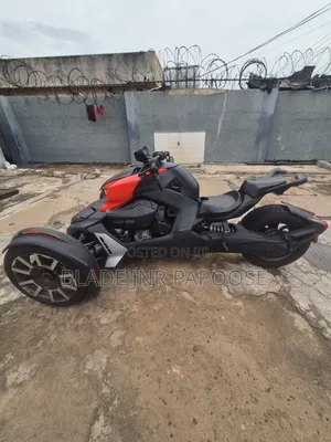 Can-Am 2022 Orange