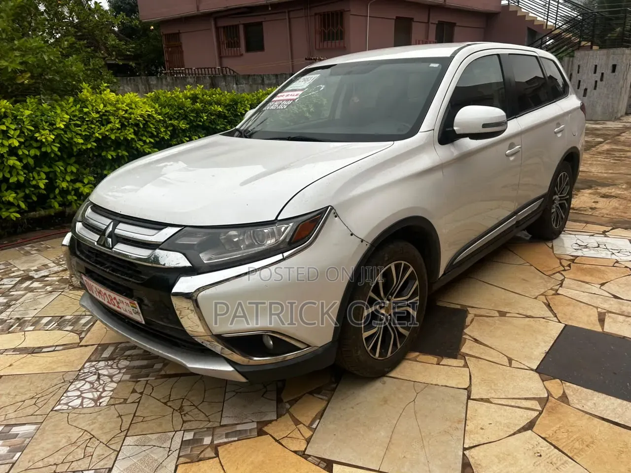 Mitsubishi Outlander 2017 Silver