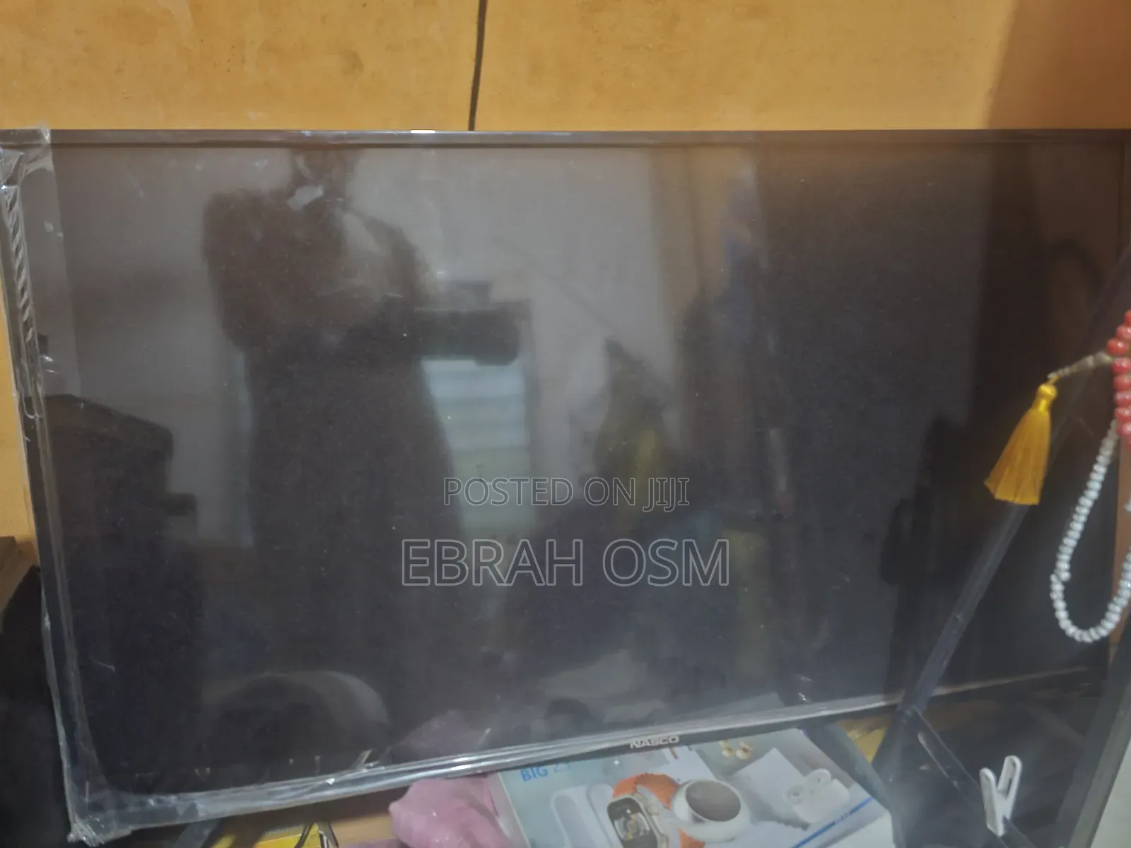 Nasco TV 43inch