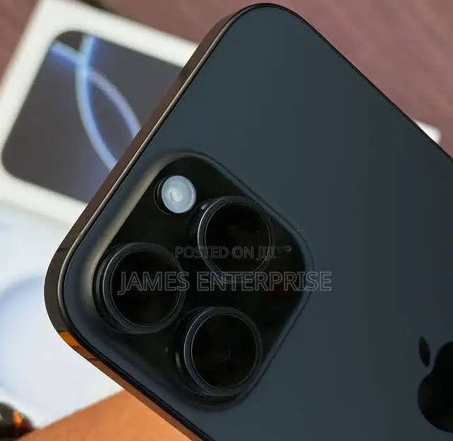 New Apple iPhone 16 Pro Max 1 TB Black