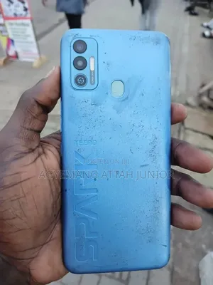 Tecno Spark 7 64 GB Blue