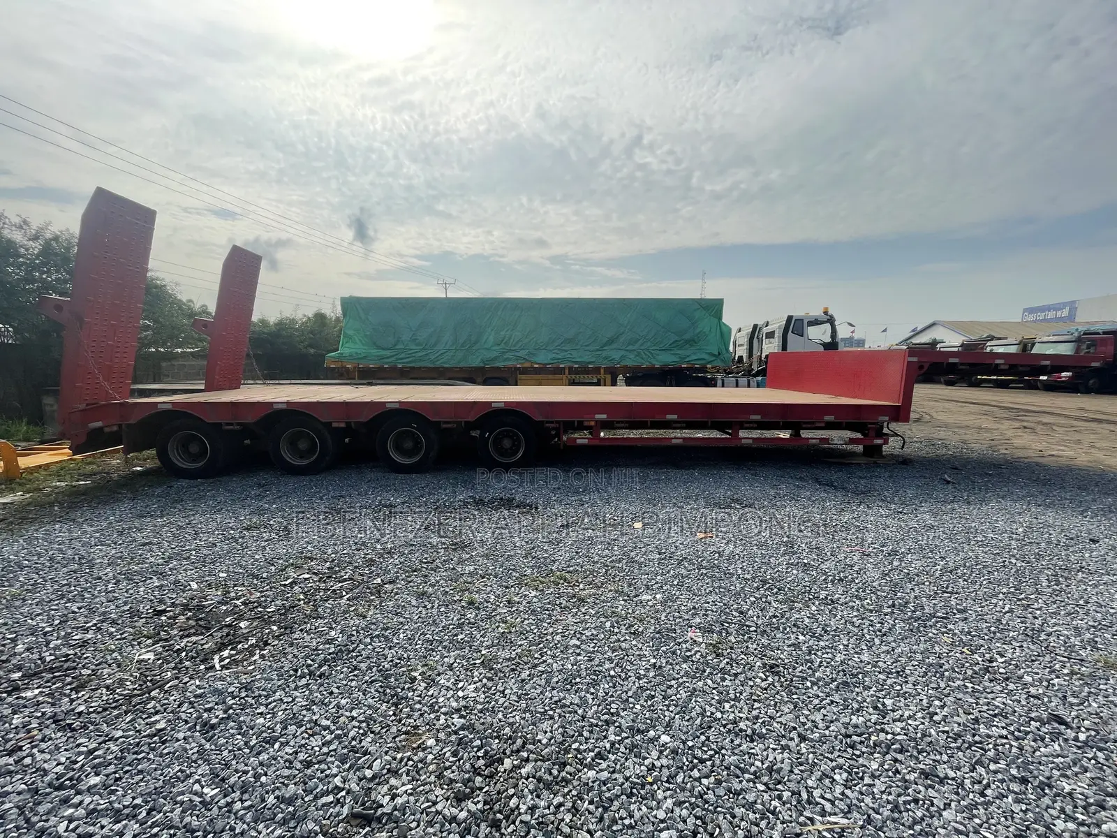 Feichi 4-Axle Low Bed Semi Trailer