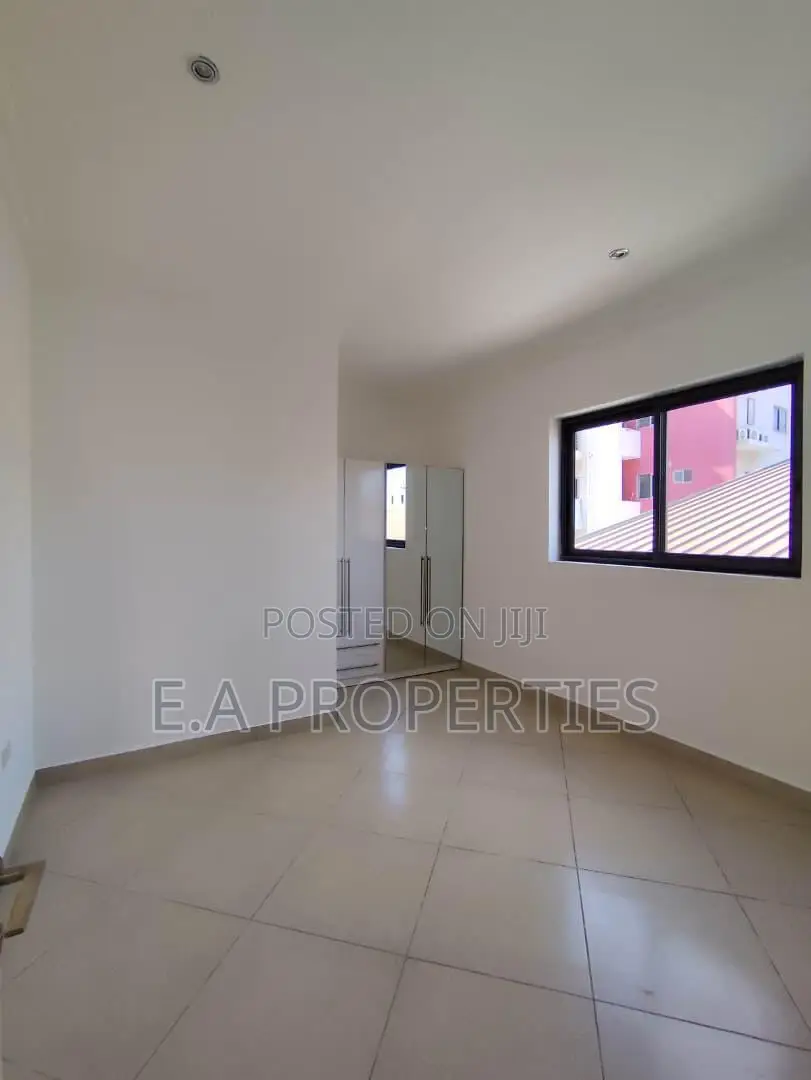 3bdrm House in E A Properties, American House for rent