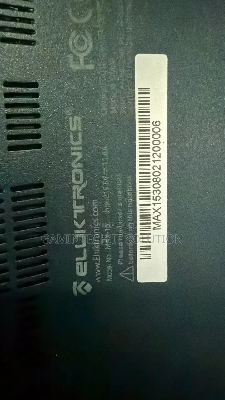 New Laptop 16GB AMD Ryzen 9 SSD 512GB