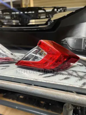 Honda Civic 2016-2020 Taillight 2016, 2017, 2018, 2019, 2020 Taillight
