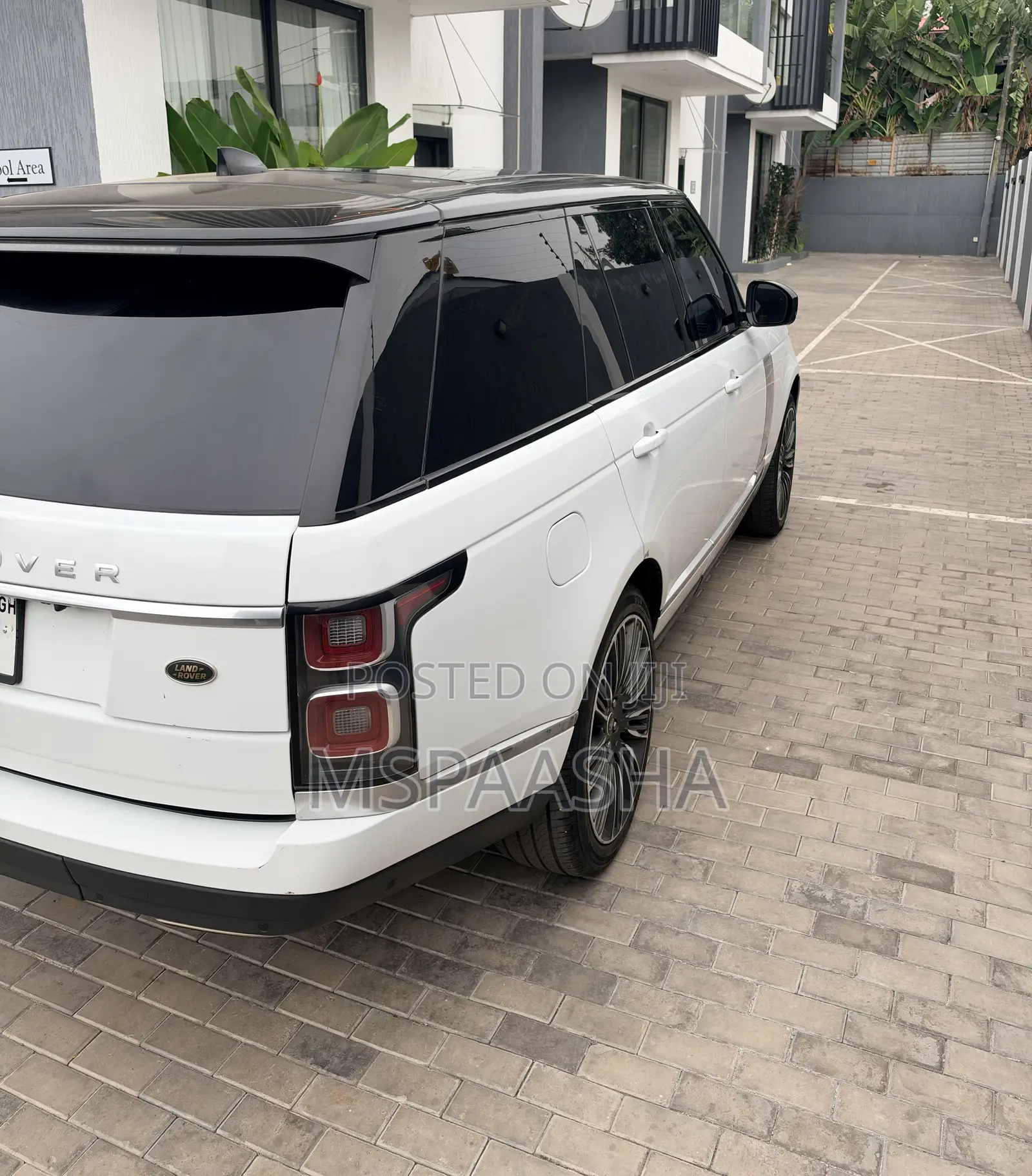 Land Rover Range Rover 2023 White