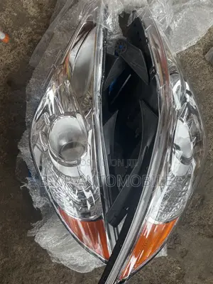 Hyundai Sonata 2013 Headlight