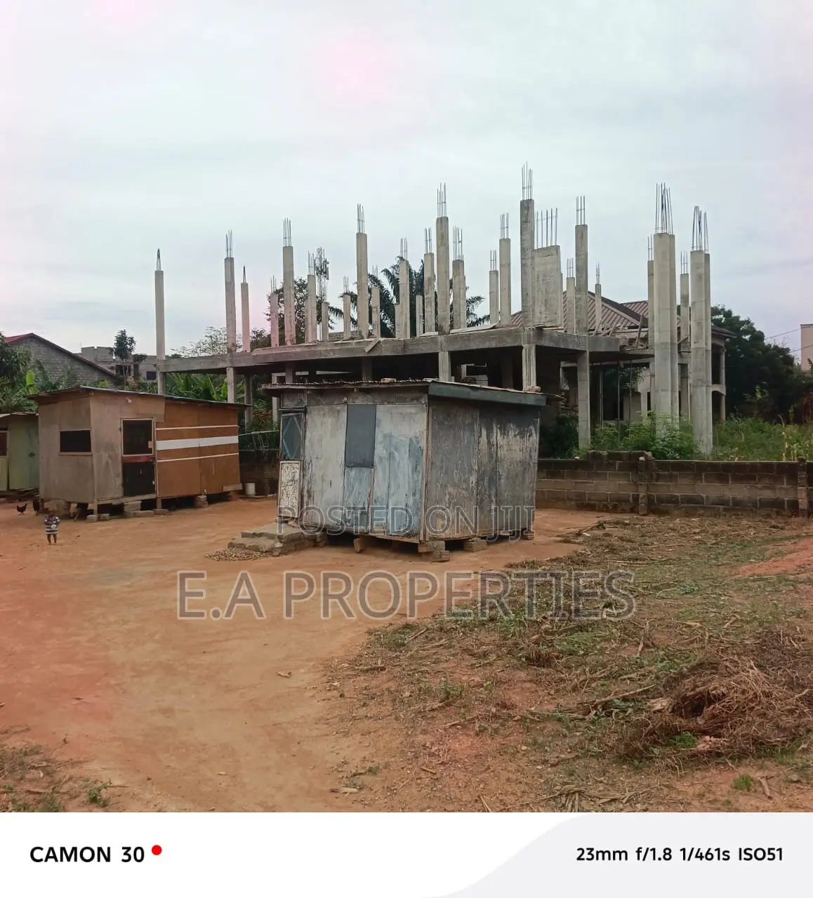3plot for Land for Sale at Oyarifi Mall