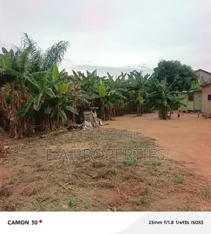 3plot for Land for Sale at Oyarifi Mall
