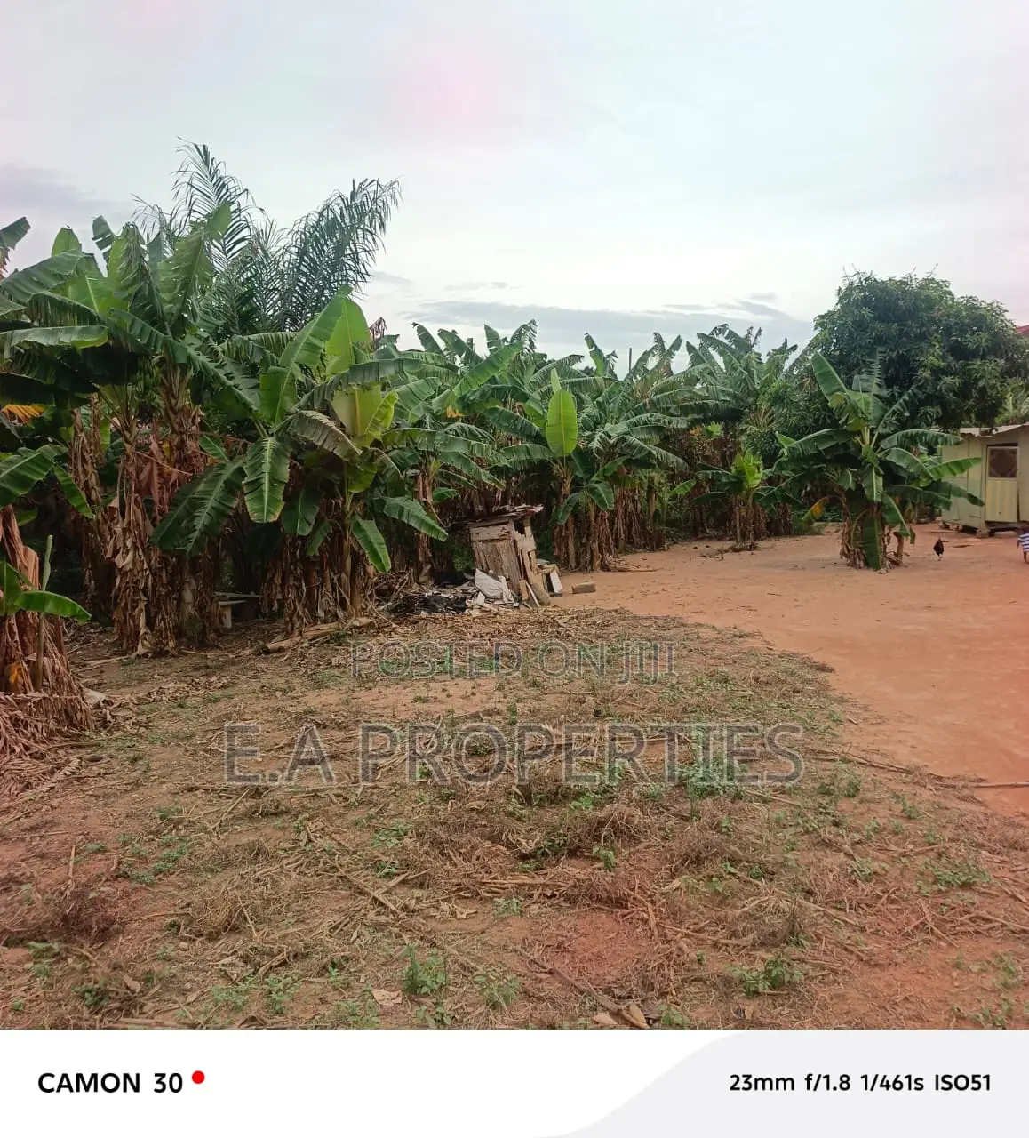 3plot for Land for Sale at Oyarifi Mall