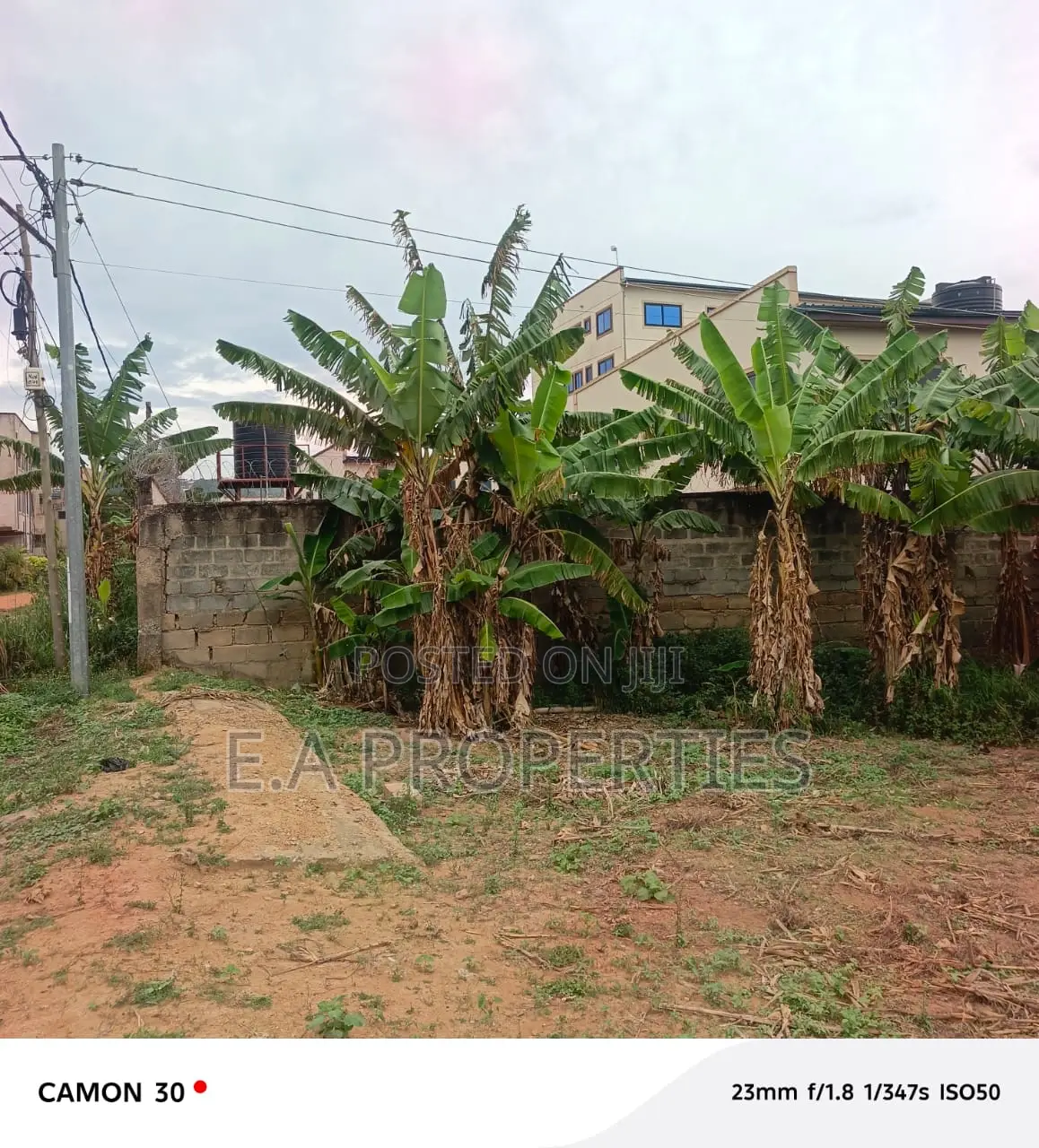 3plot for Land for Sale at Oyarifi Mall
