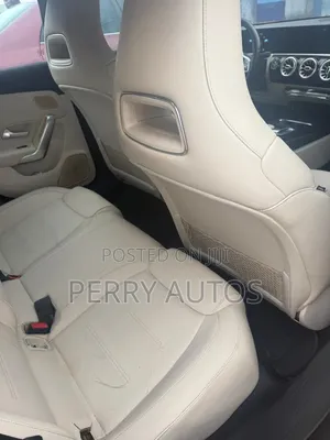 Mercedes-Benz C250 2021 Black