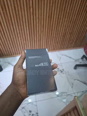 New Samsung Galaxy S24 256 GB Gray