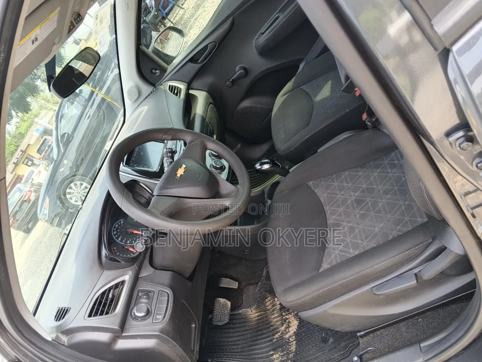 Chevrolet Spark 2020 Gray