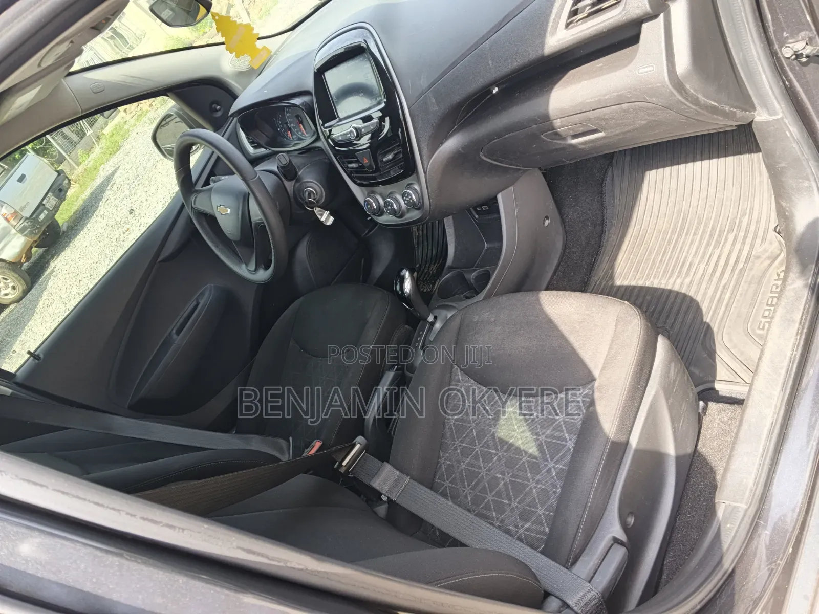 Chevrolet Spark 2020 Gray