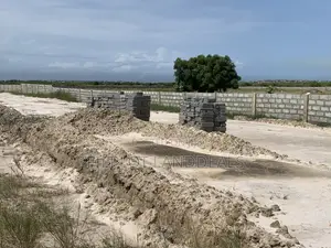 Invest in a Full Plot Just 5 Minutes From Devtraco Estate