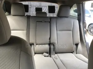 Toyota Highlander LE 4x2 (2.7L 4cyl 6A) 2016 Gray