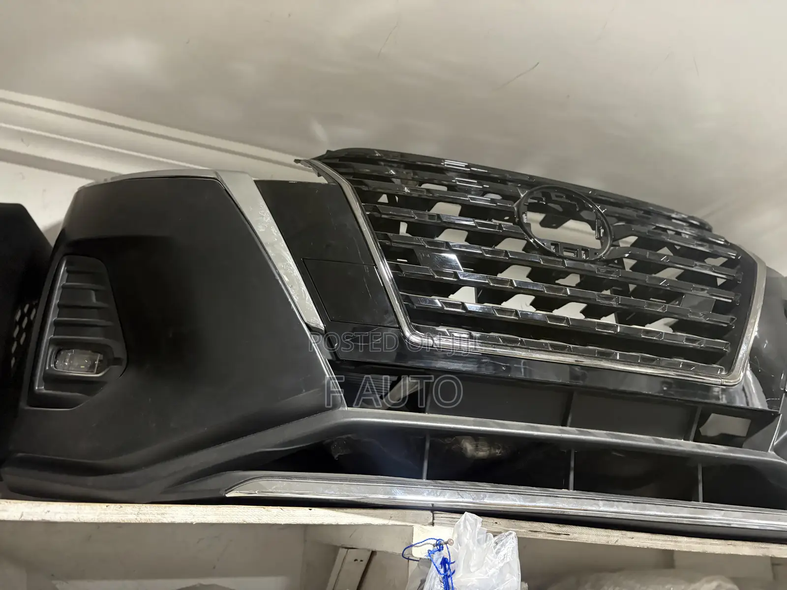 Nissan Kisks 2018,2019,2020,2022,2023 Front Bumper Complete