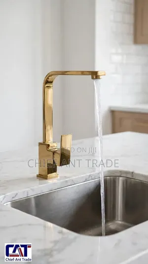 Kitchen Faucet Tap Hot and Cold. 360° Turn