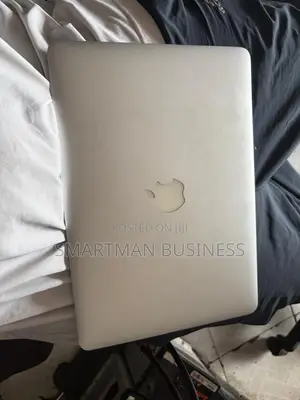 Laptop Apple MacBook Air 16GB Intel Core i5 eMMC 500GB