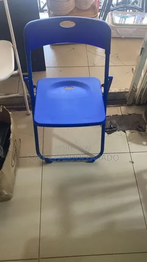 Folding Chairs With Metal Legs