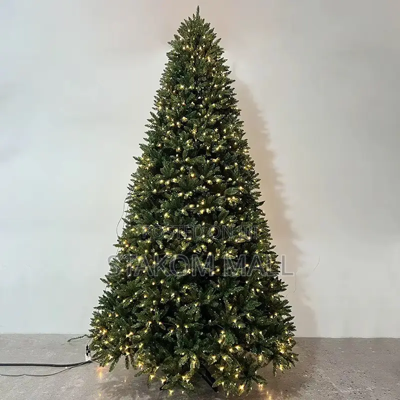 Christmas Tree - 10 Ft
