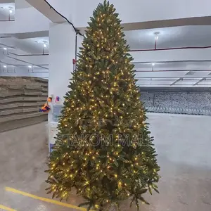 Christmas Tree - 10 Ft