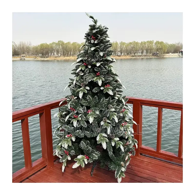 Christmas Tree - 10 Ft