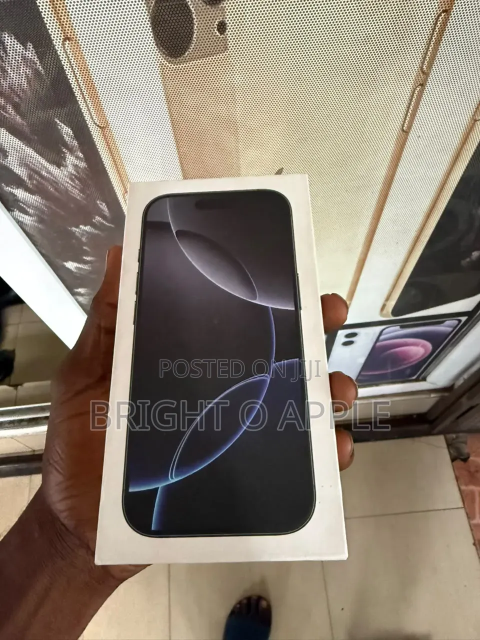 New Apple iPhone 16 Pro 128 GB Black