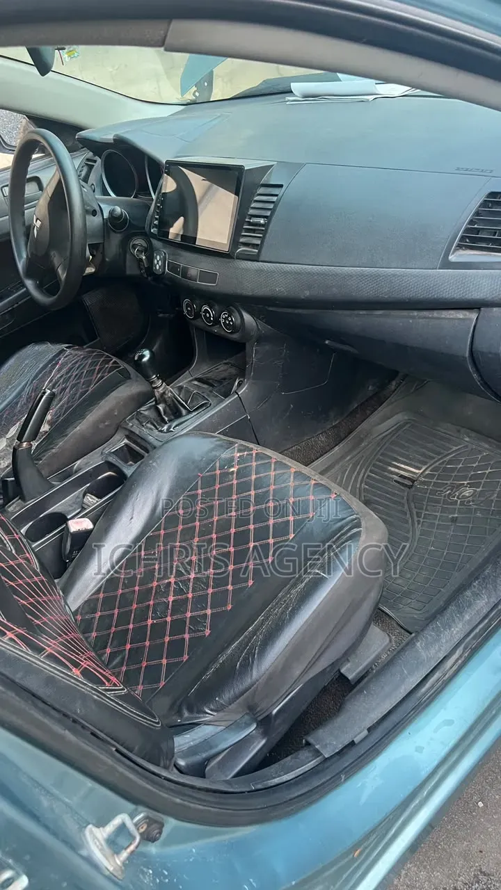 Mitsubishi Lancer 2010 Green