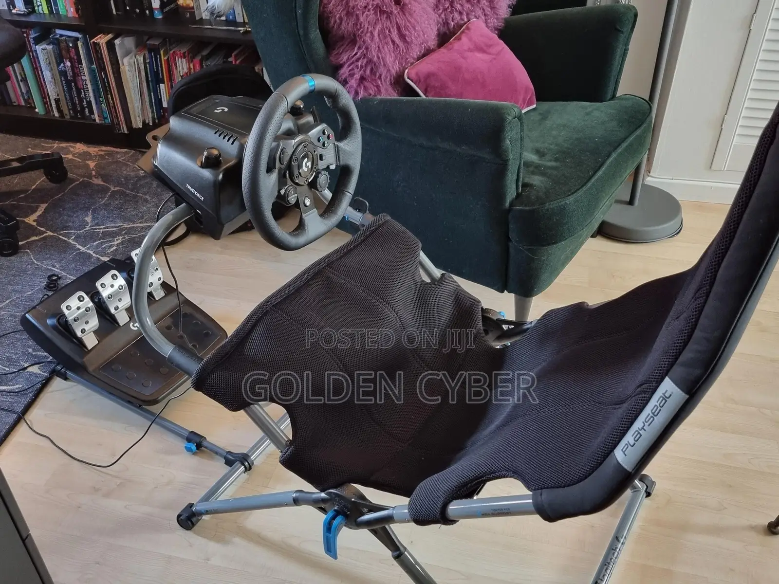 Logitech G923 Racing Wheel & Logitech Challenge X Seat