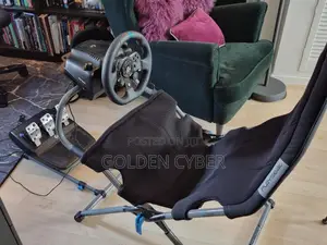 Logitech G923 Racing Wheel & Logitech Challenge X Seat