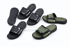 Fuce Slippers