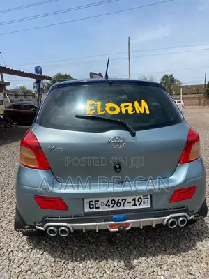 Toyota Vitz 2010