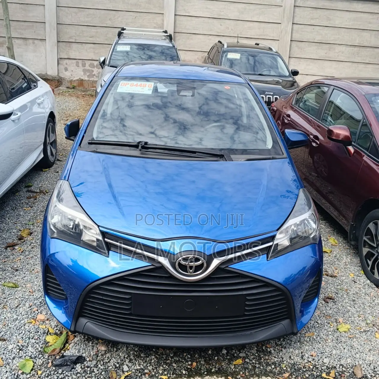 Toyota Yaris 2017 Blue